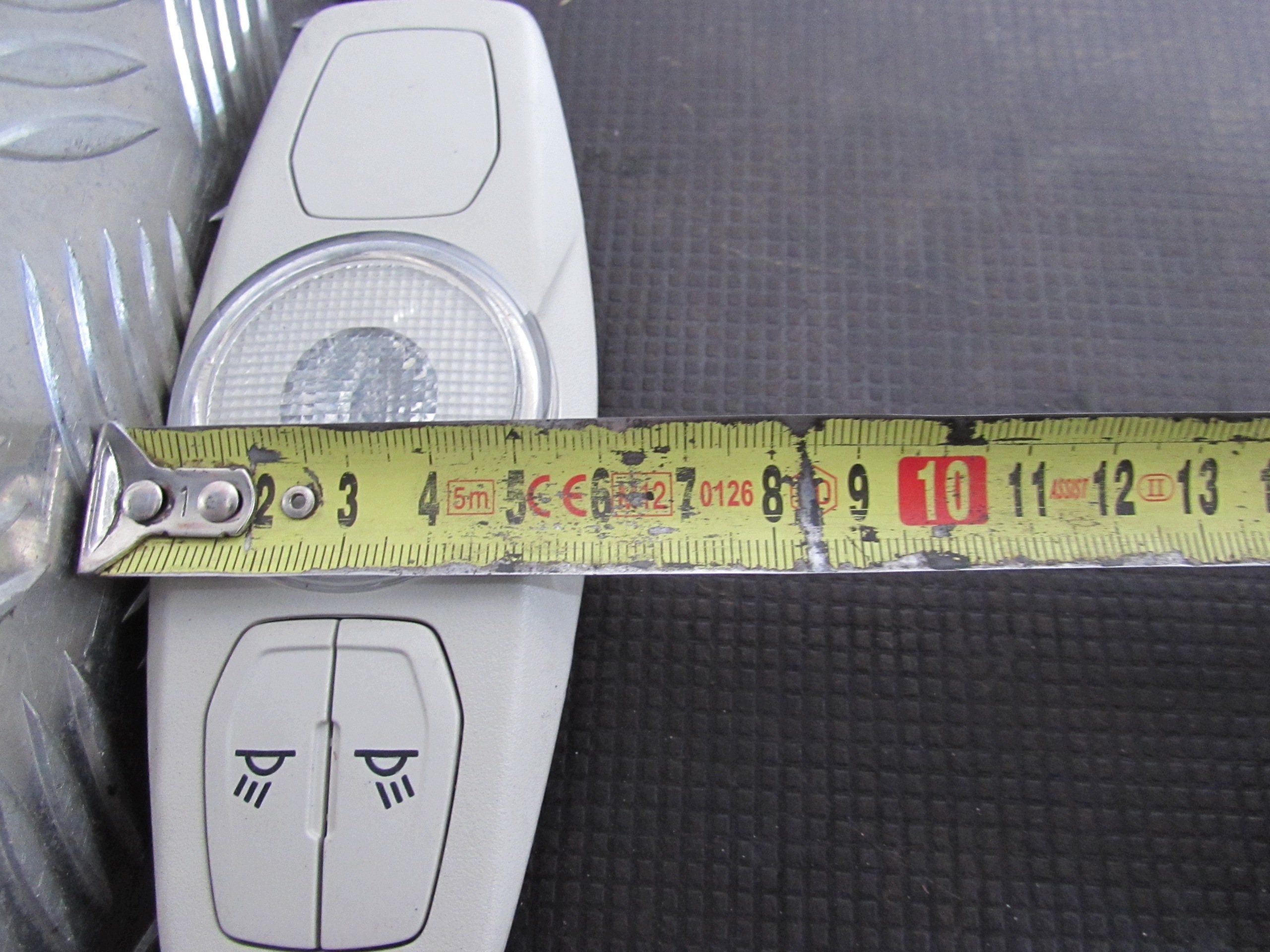 Éclairage d'habitacle Ford Focus C-MAX II 2.0 TDCI 10-14 R. image 7