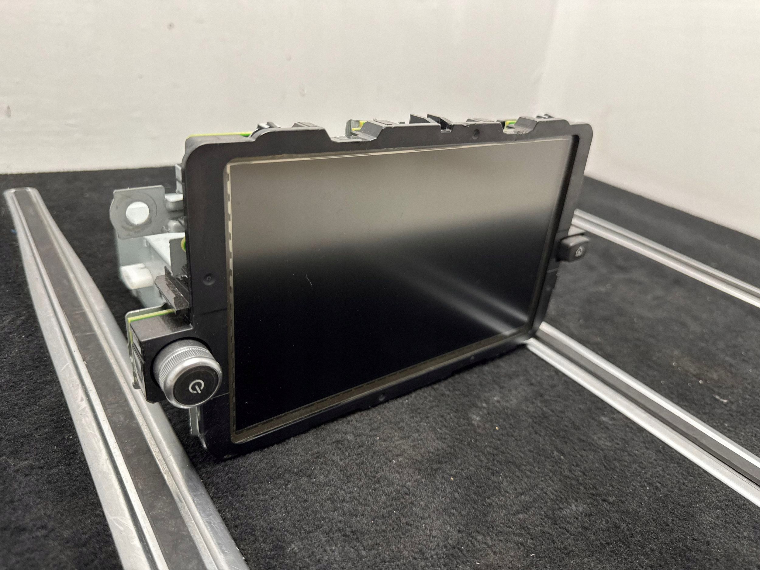 Radio Navigaatio Smart Forfour II W453 OEM DCAMTV-M-MBA453402