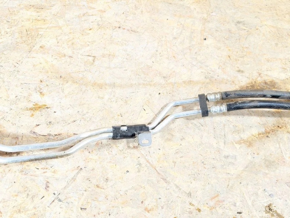 Kühlerölleitung Getriebe Chevrolet Tahoe 86788215 image 3