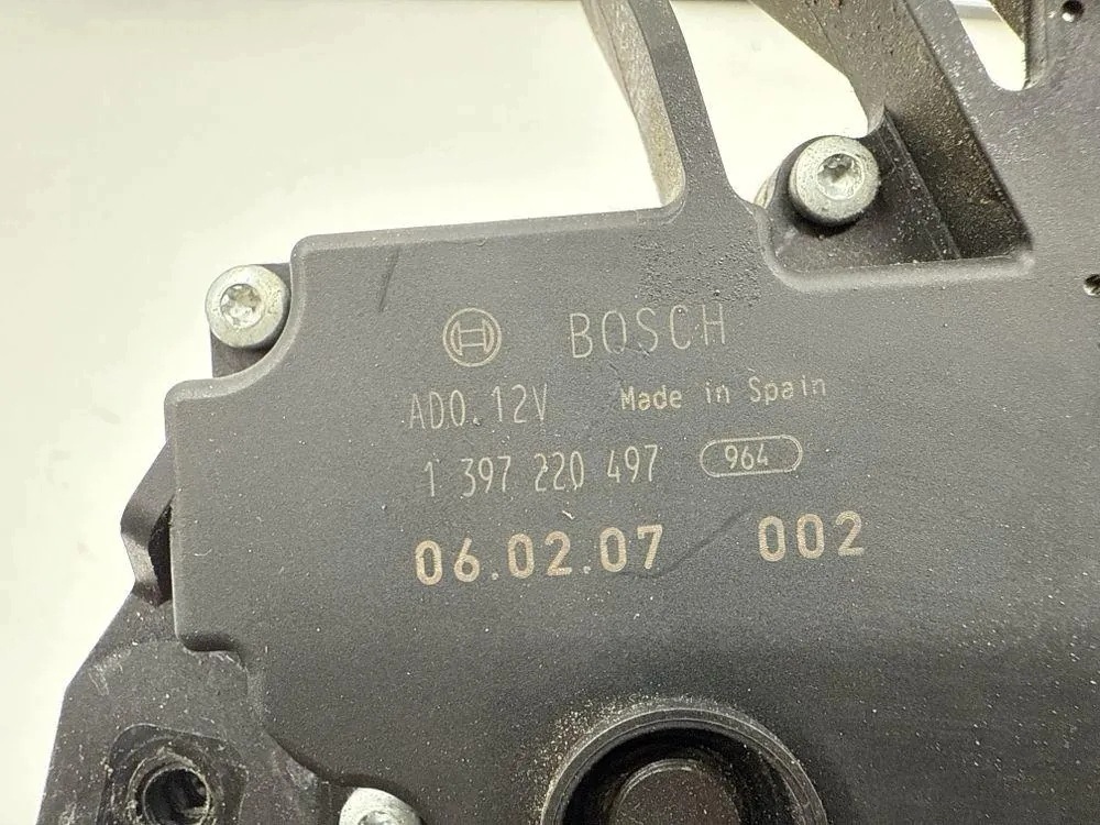 BMW E91 Tailgate Wiper Motor 060207002 Used image 5