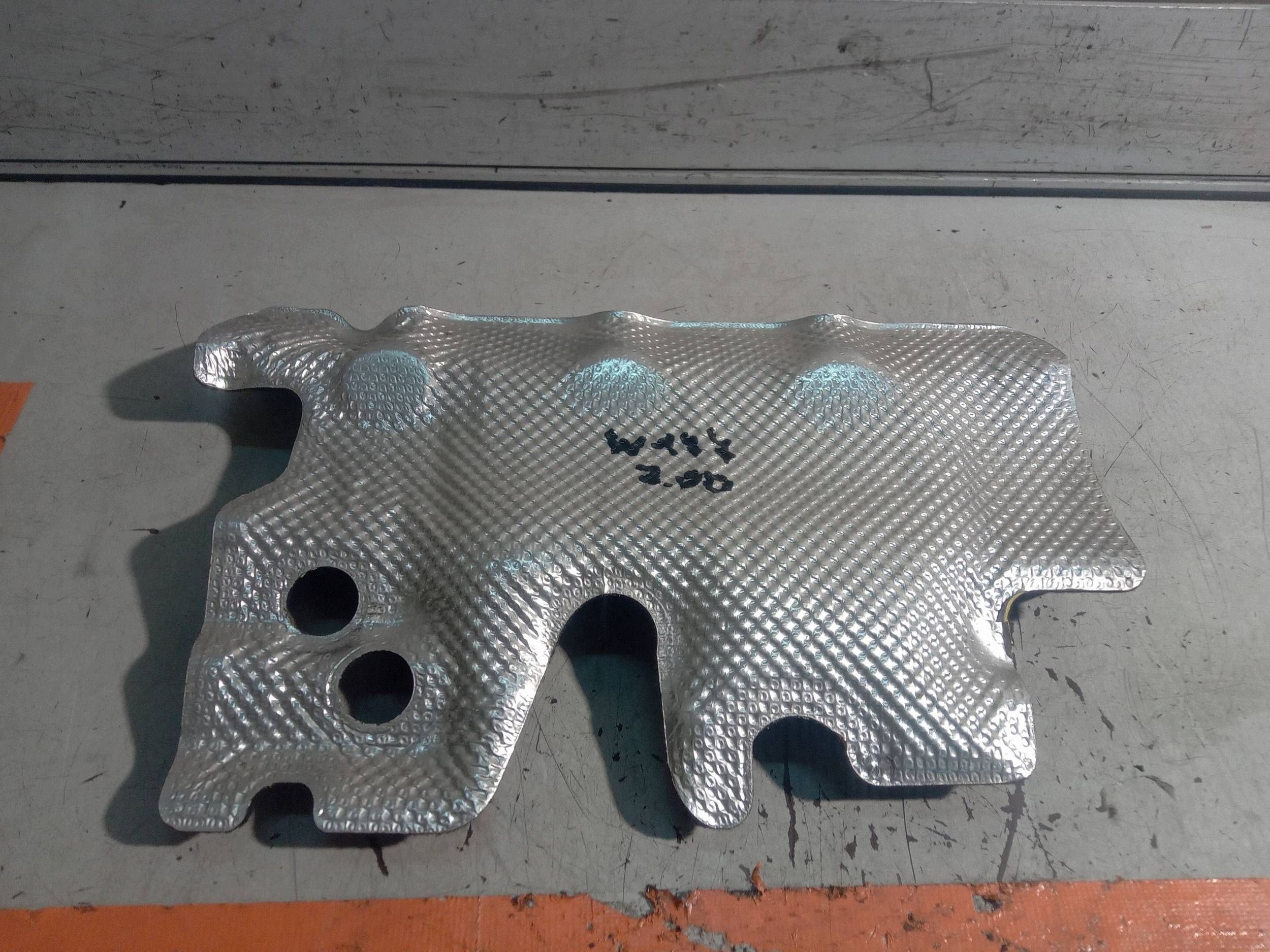 MERCEDES W177 Lämpösuoja Pakoputkeen OE A6542260385