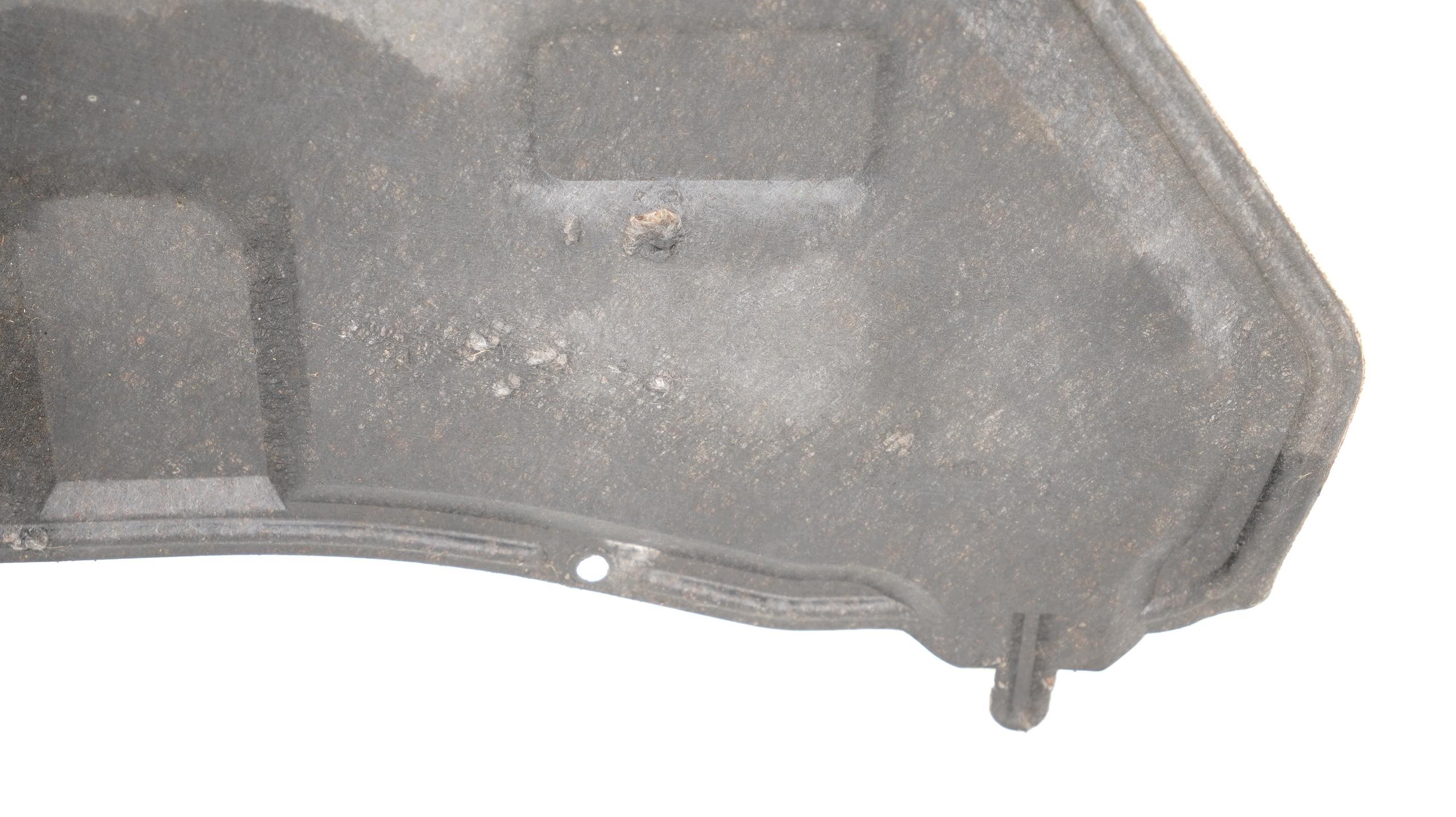 Insulation de capot Mazda 2 DE 07-10R avec clips image 3