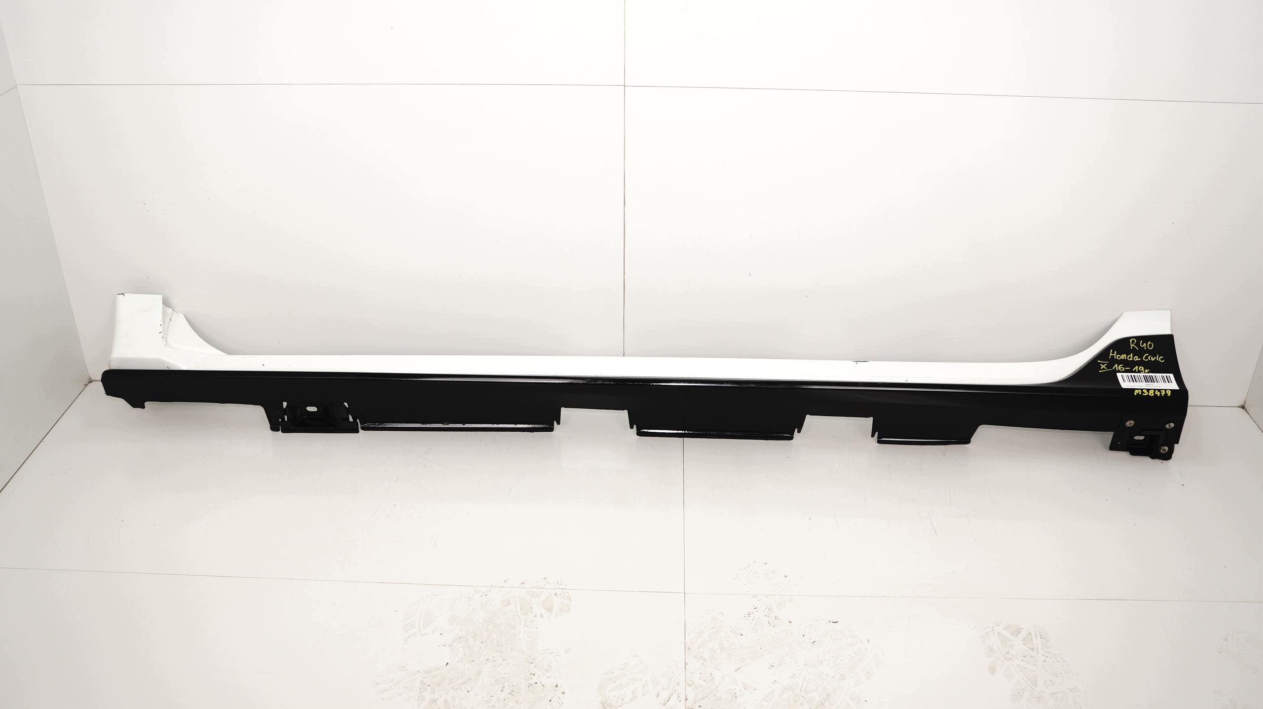 Used Right Sill Trim Honda Civic X 16-19 OEM 1415040826