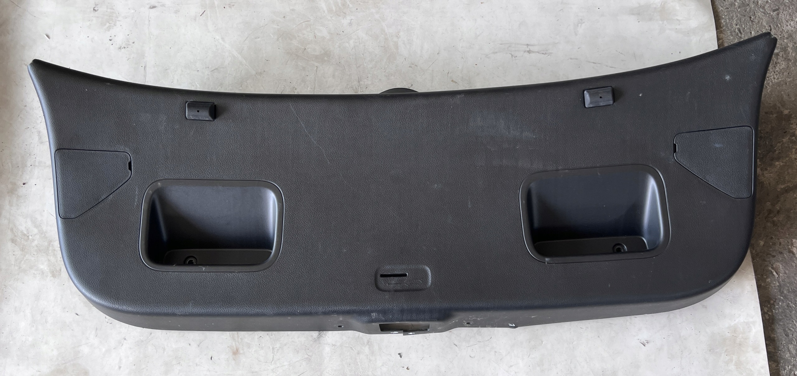 KIA STONIC 17- Garniture de coffre (81750-H8400) image 2