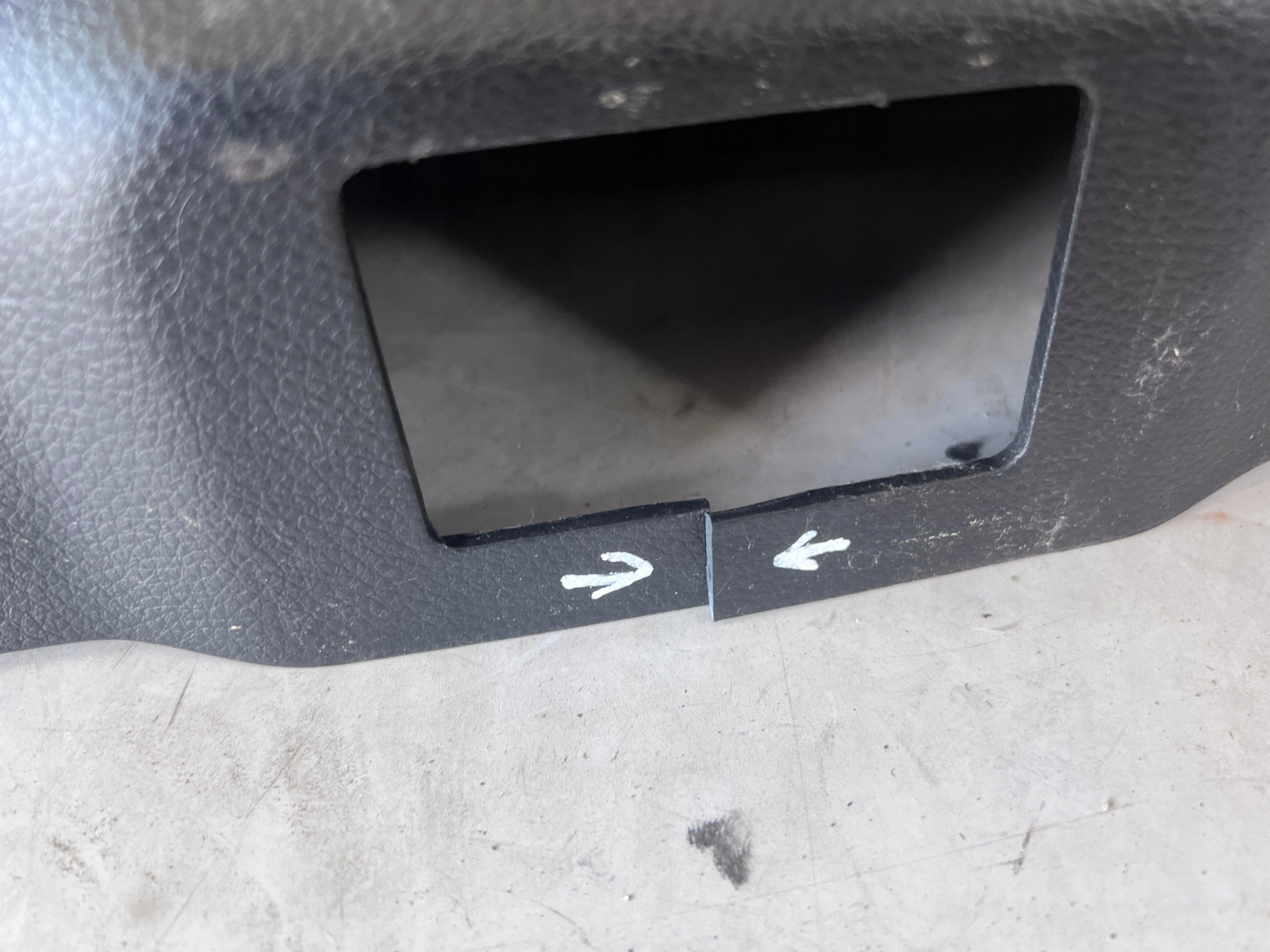KIA STONIC 17- Garniture de coffre (81750-H8400) image 5
