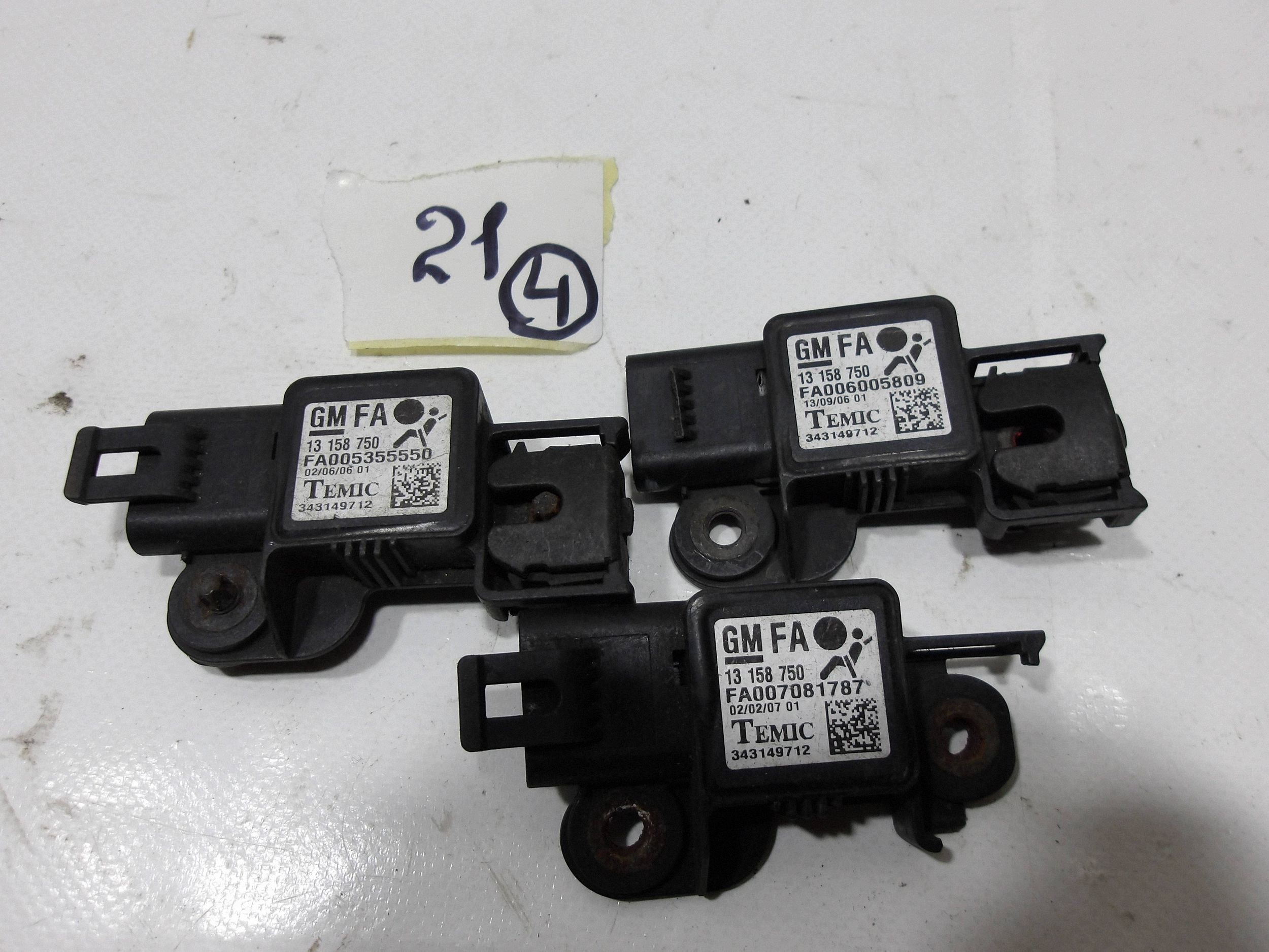 Opel Zafira B Astra H Botsingsensor PEC10127 image 2