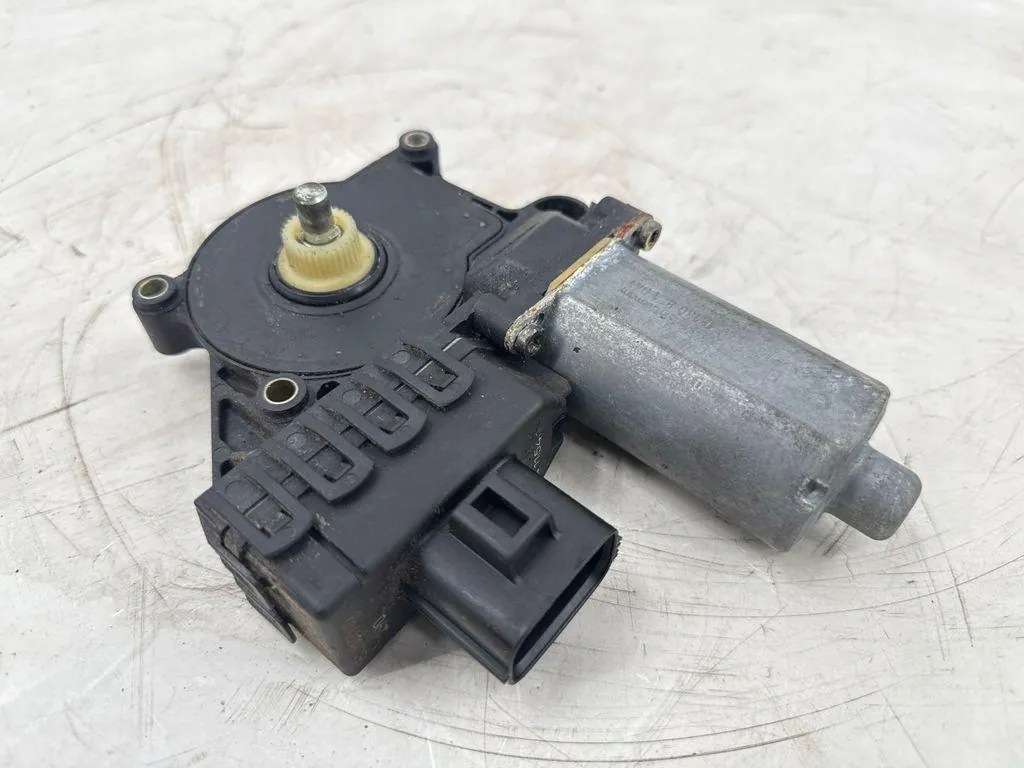 Used Right Front Window Regulator Jaguar X Type 0130821947 image 2