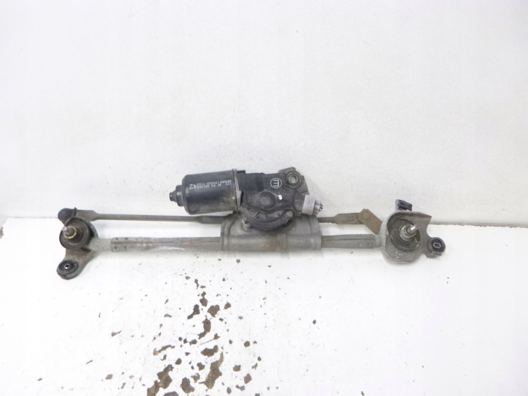 Mitsubishi OE 159200-7160 Ruitenwissermotor image 2