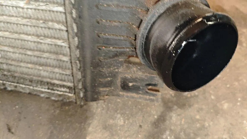 Intercooler Alfa Romeo 159 2.4L 154kW OEM 68740909 image 5