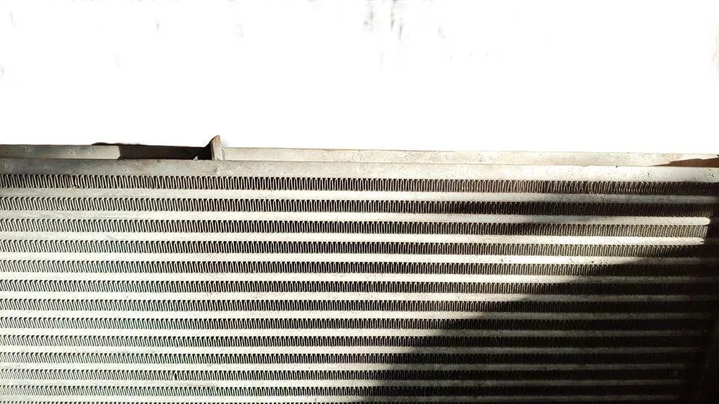Intercooler Alfa Romeo 159 2.4L 154kW OEM 68740909 image 6