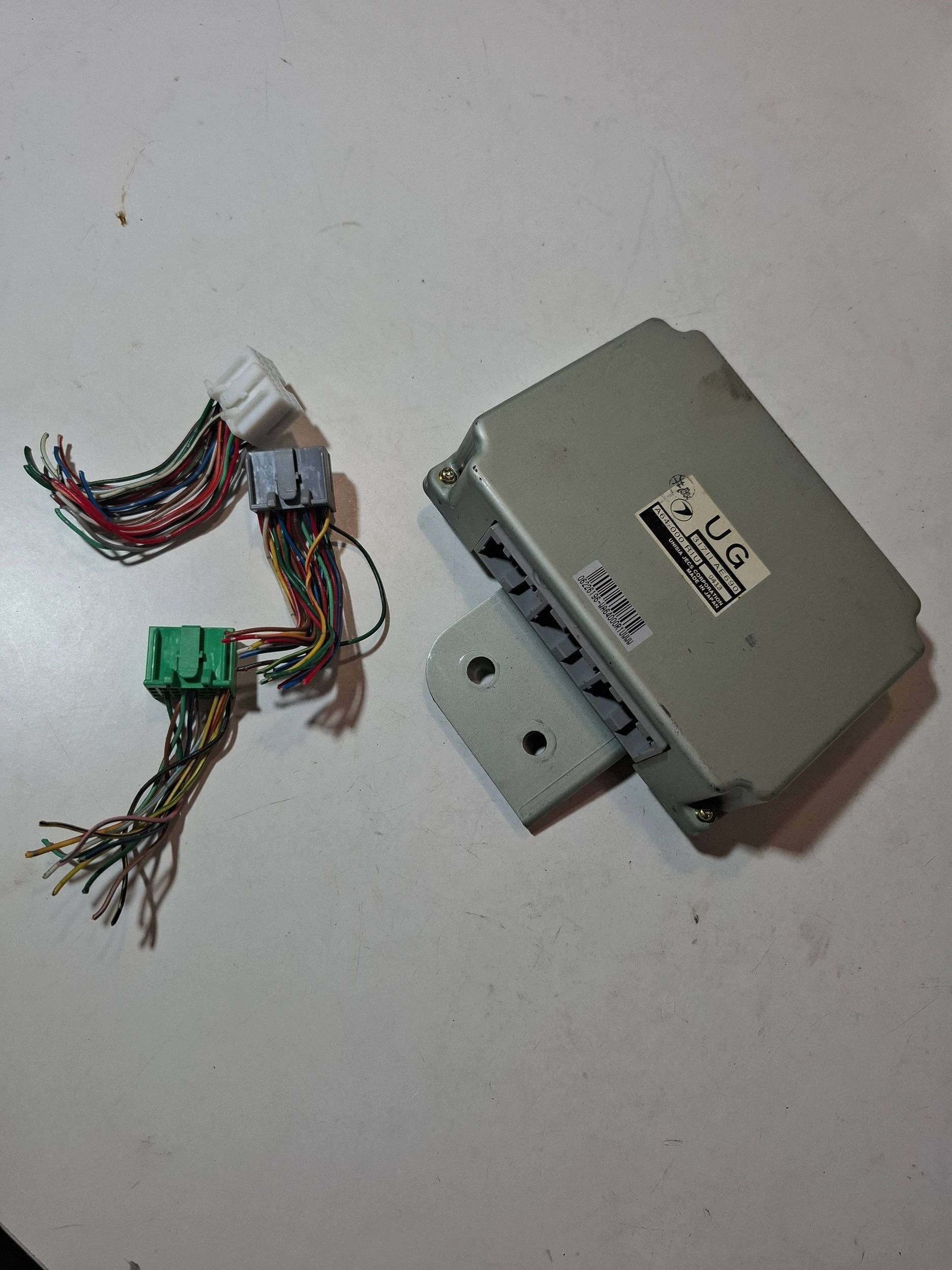 SUBARU FORESTER MK1 97-02 ECU 31711AE690 image 3