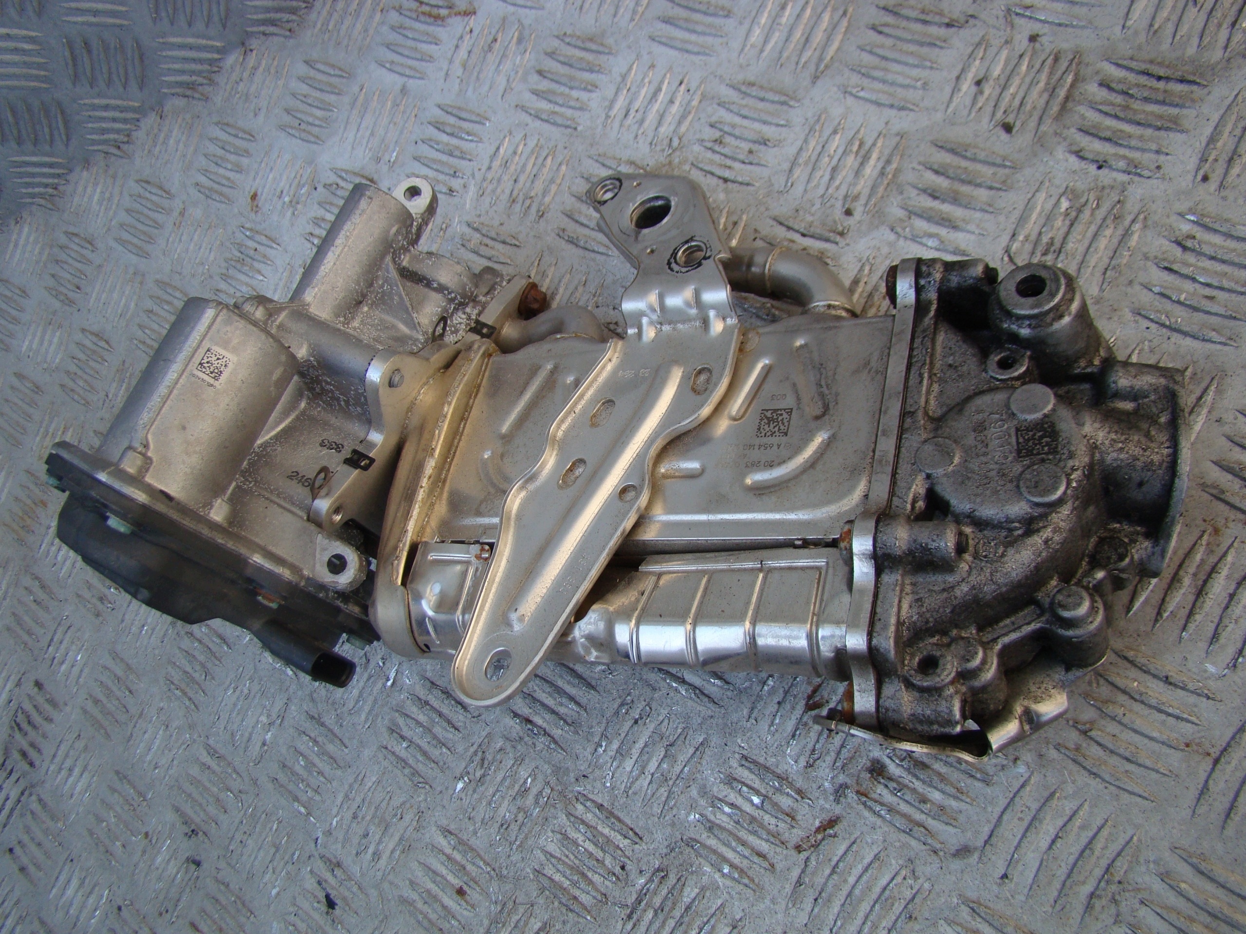 Refroidisseur EGR Mercedes A6541404301Q05 image 2