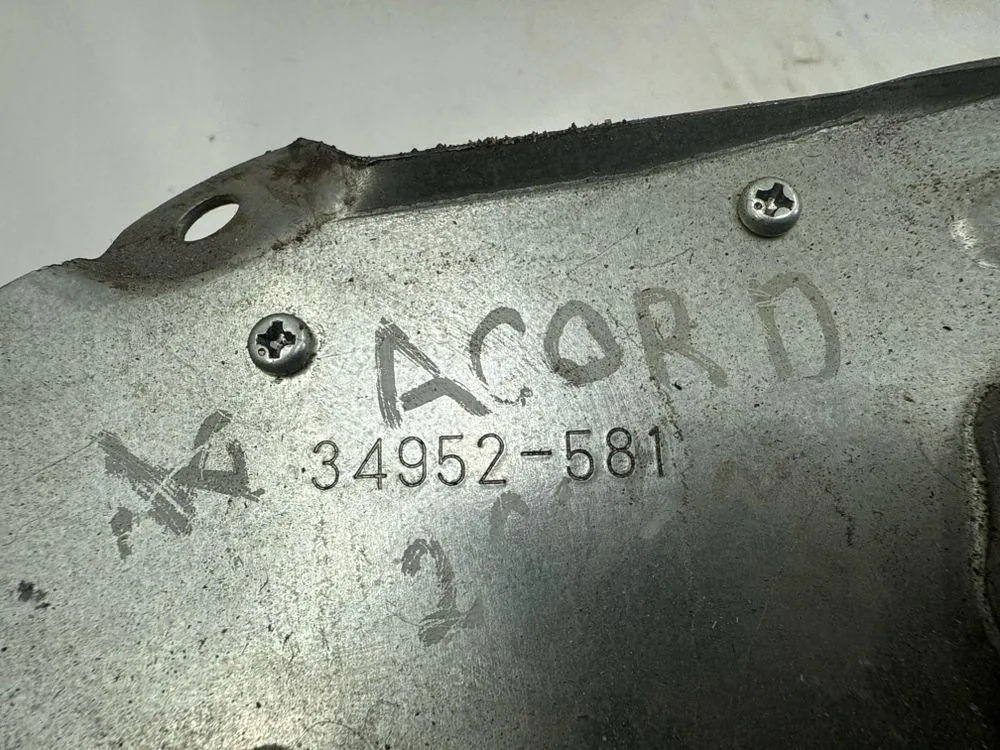 Honda Accord 2005 Takalasinpyyhkimen moottori