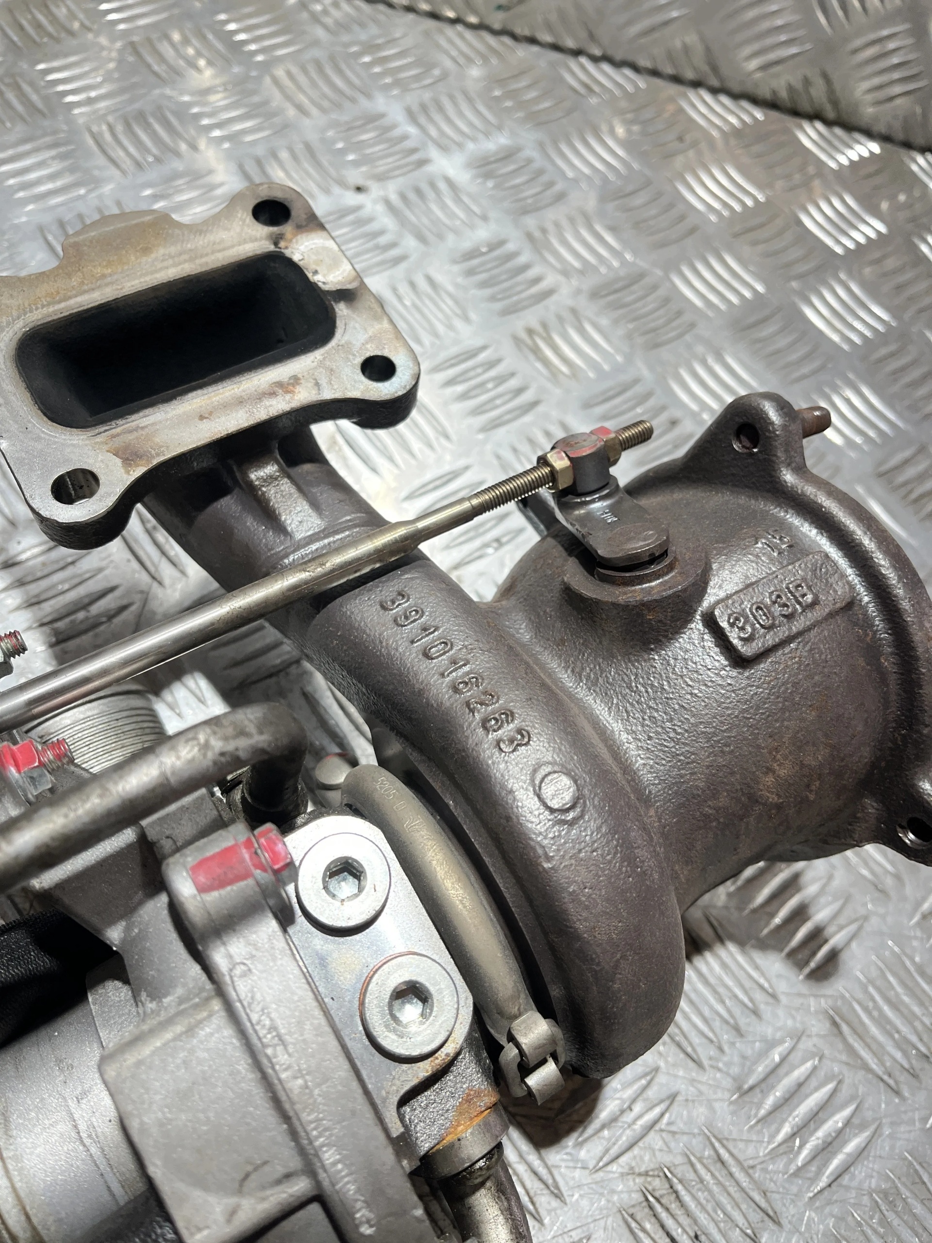 Turboahdin Ford Kuga Mk2 1.5 EcoBoost image 3