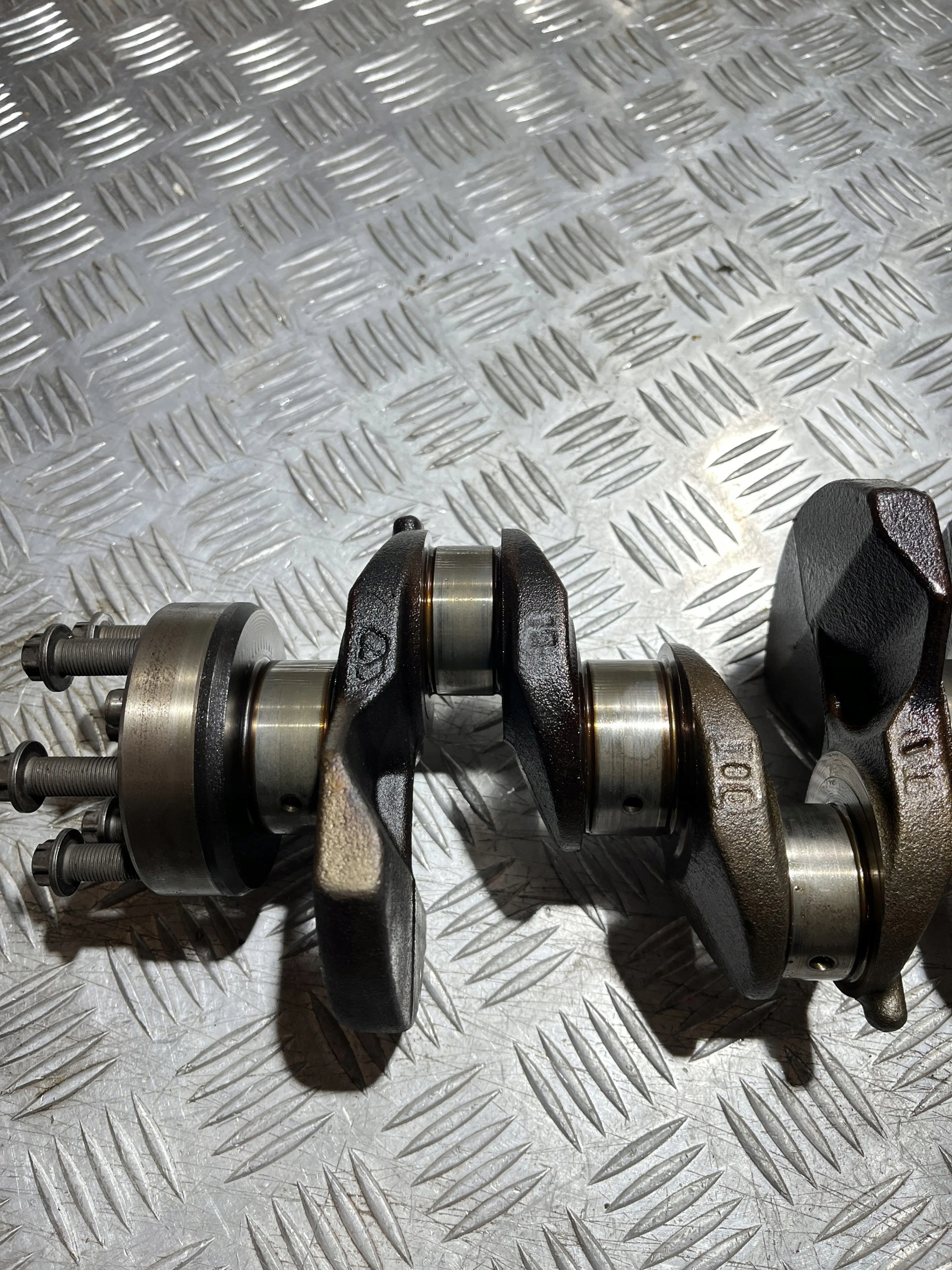 Ford OE DS7G-6303-AC Kampiakseli image 3