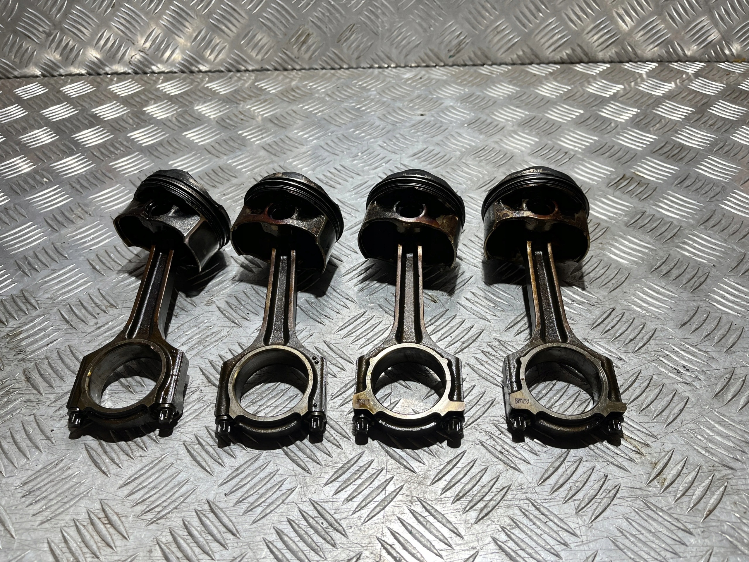 Ford Kuga MK2 1.5 EcoBoost Piston Connecting Rod OEM DS7G-6205-CA image 2