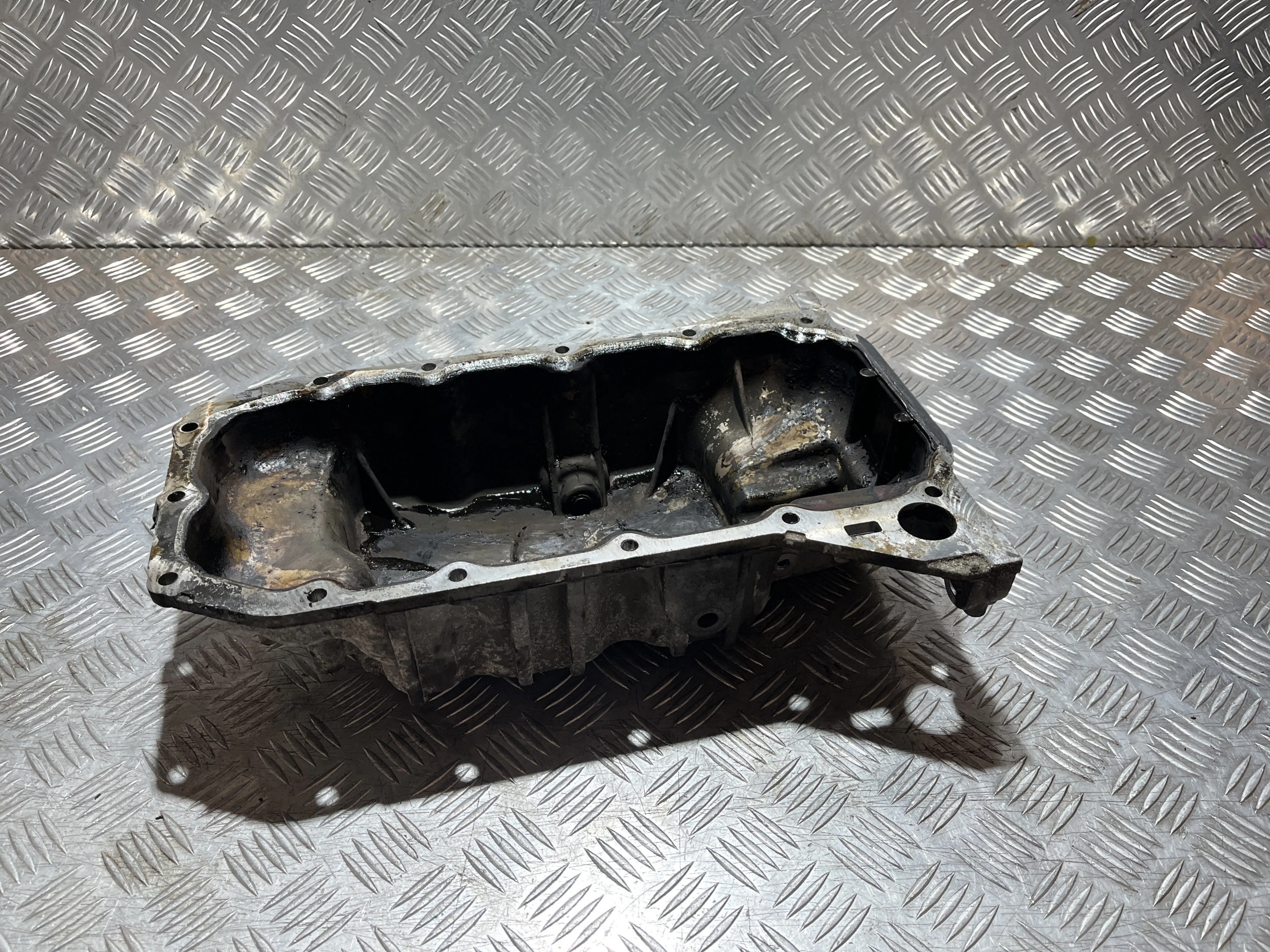 Moottorin öljypohja Ford Kuga II 1.5 EcoBoost DS7G-6675-EA
