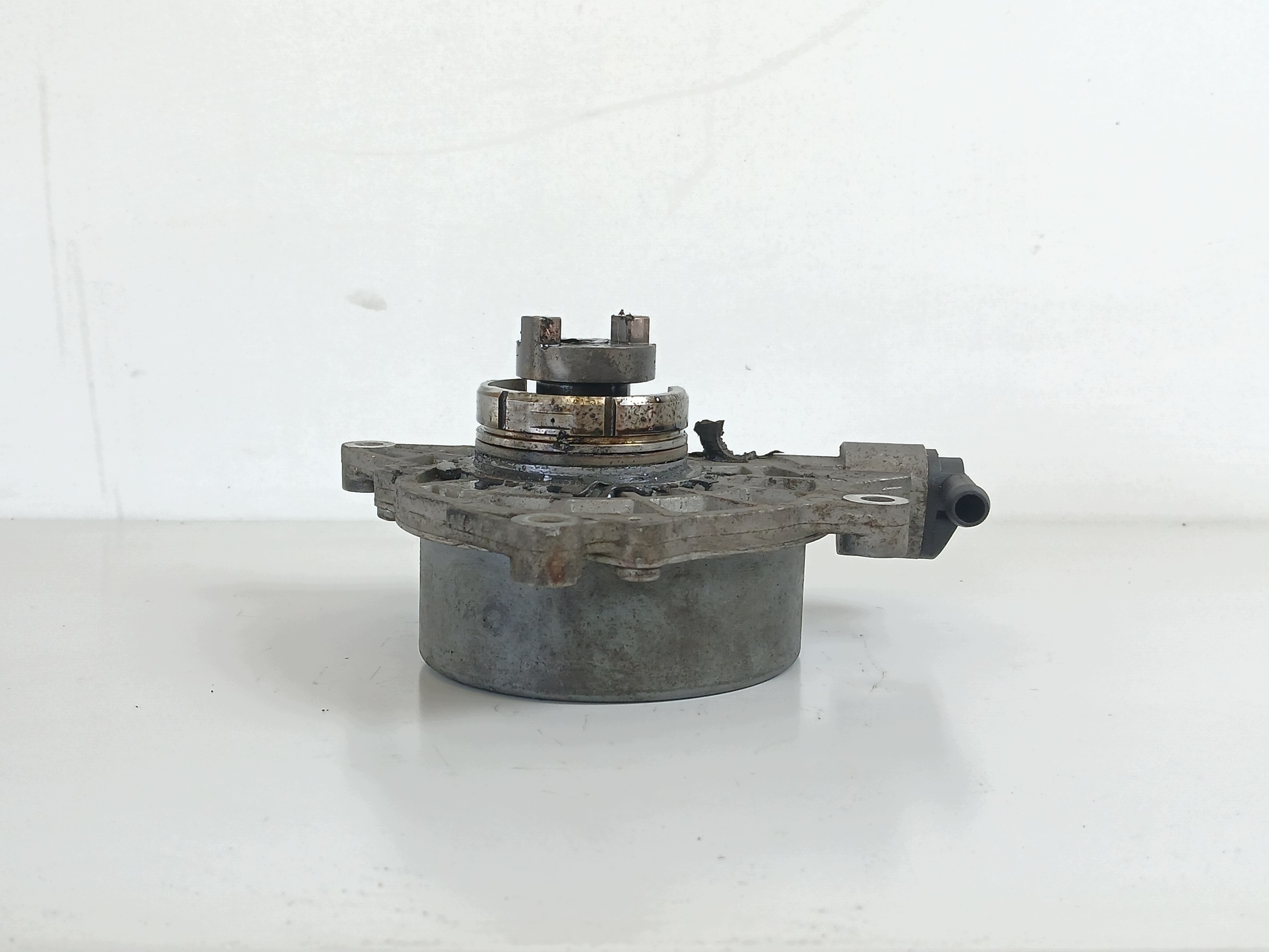 Pompe à vide Hyundai H1 II 2.5 CRDI 28810-4A700