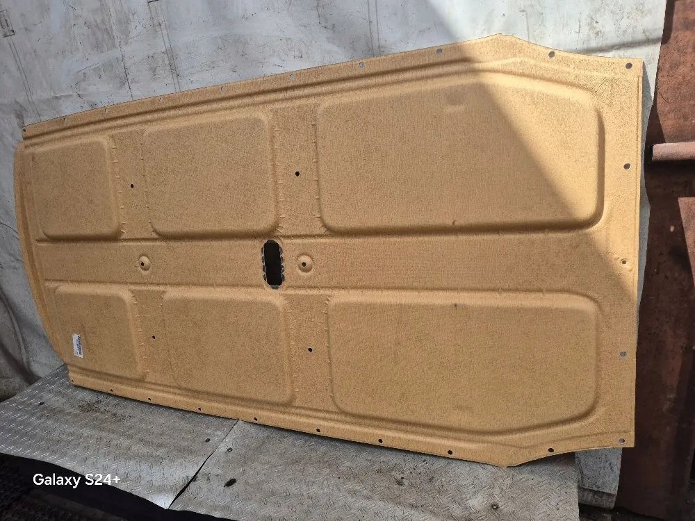 PODSUFITKA VW CADDY III LIFT MAXI 2K3867499C image 5