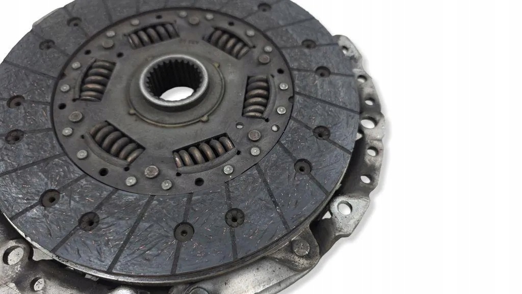 Embrayage BMW E90 3.0 D M57 124041310 image 6