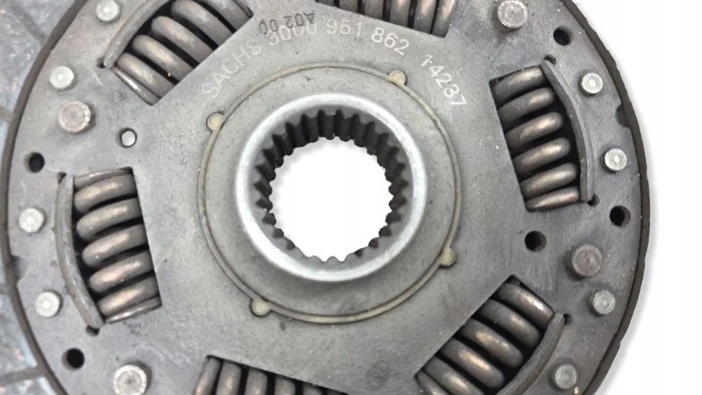 Embrayage BMW E90 3.0 D M57 124041310 image 7