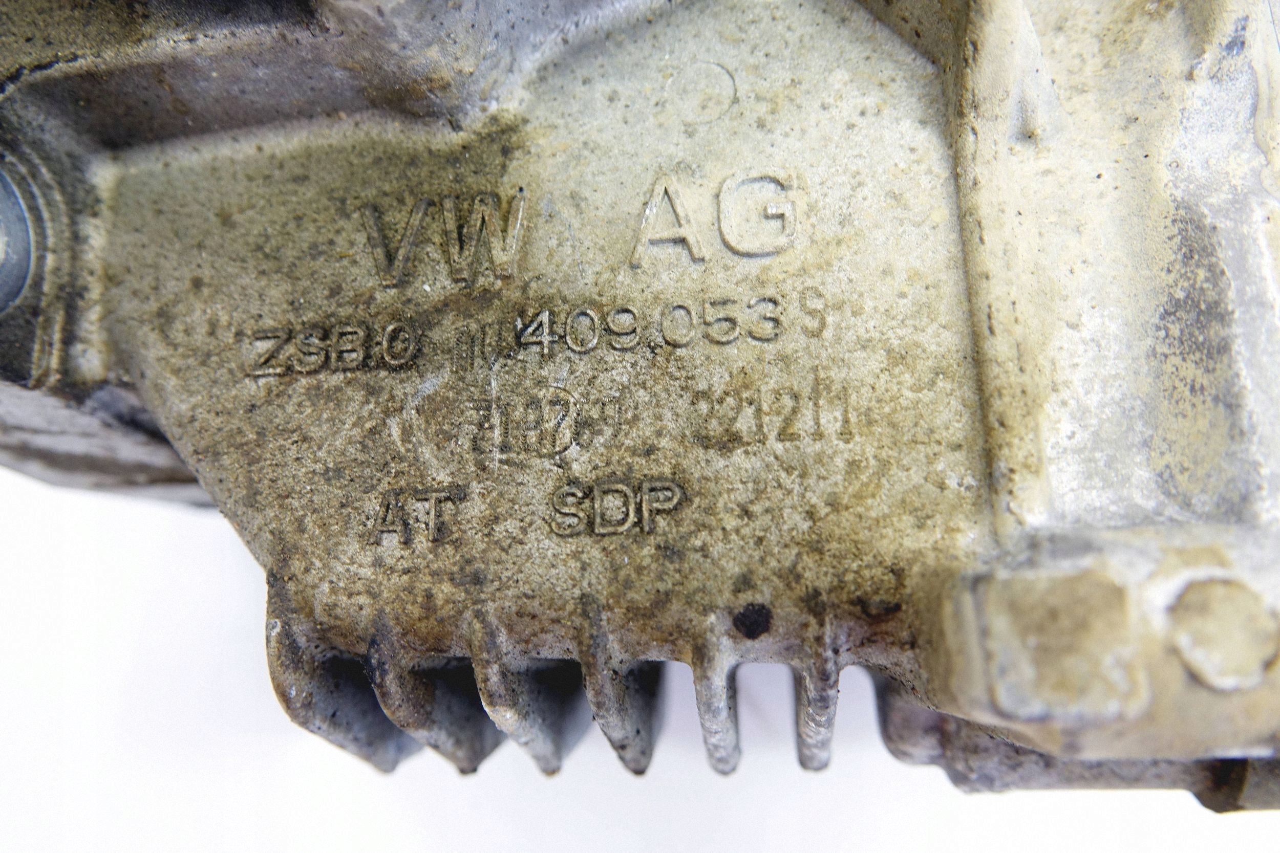 VW Golf VI 2.0 TDI Gearbox Reducer Used