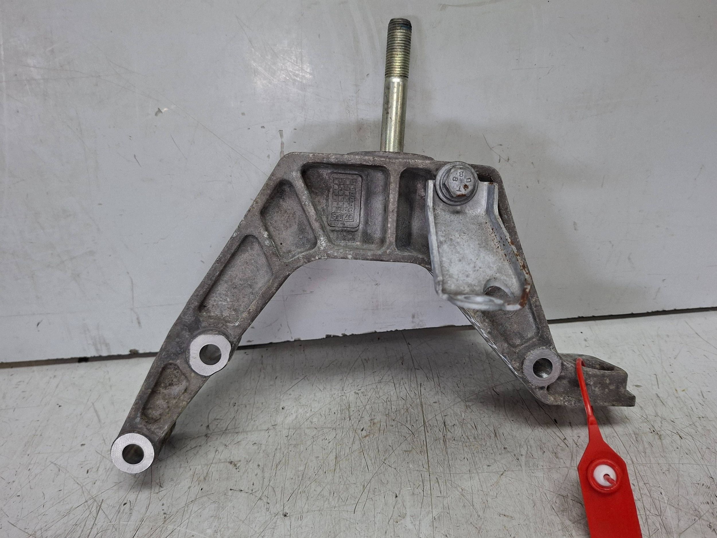 Vaihdelaatikon vipu 46774759 Fiat Doblo I 1.6 16V 2001-