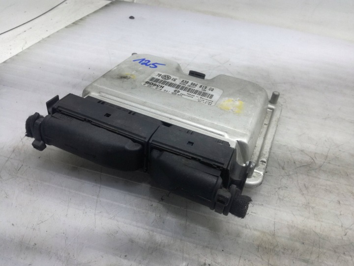 Calculateur moteur Volkswagen OE 038906019GQ