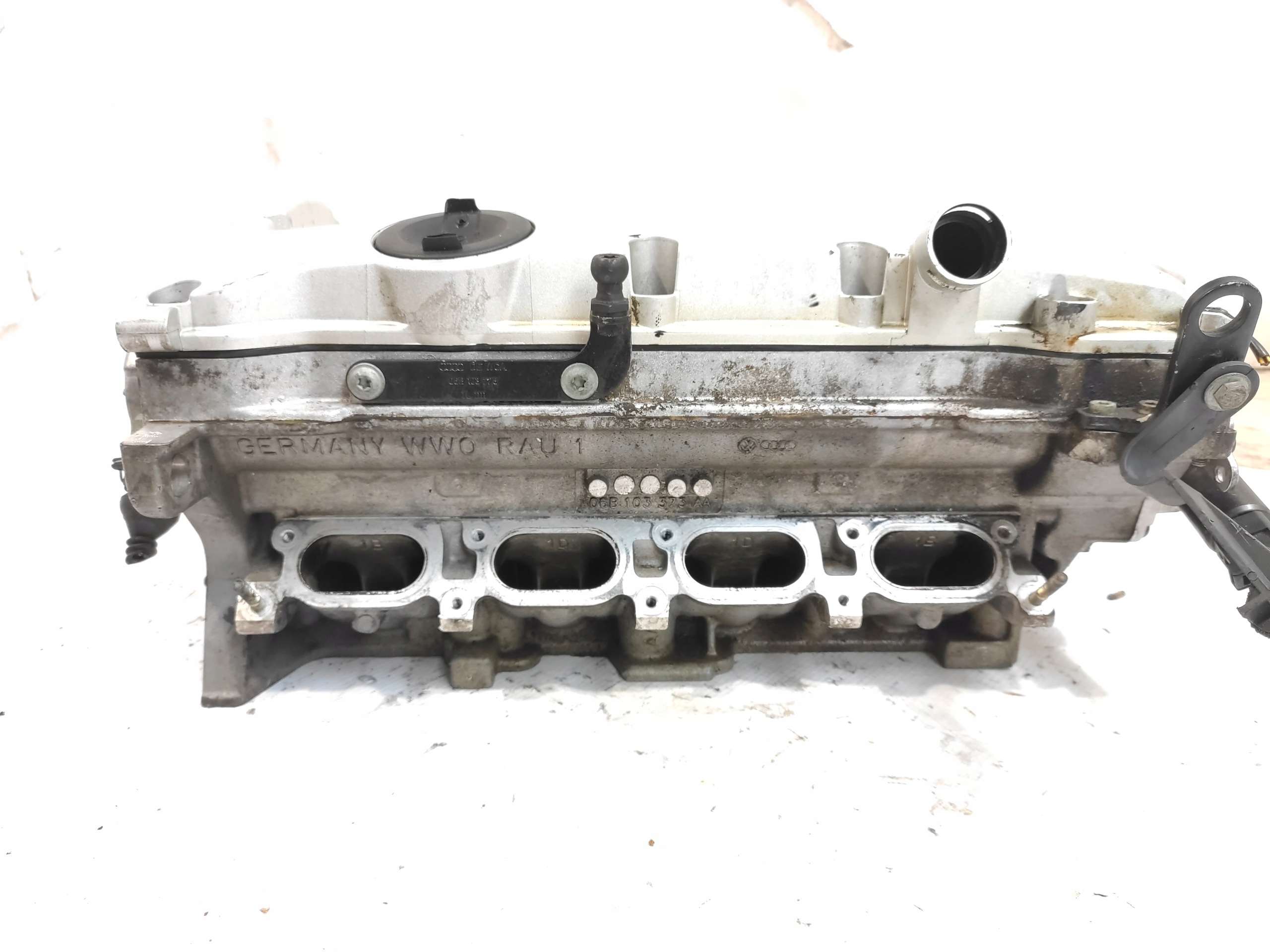 Sylinterikansi Audi A4 B6 A6 C5 2.0 20V ALT