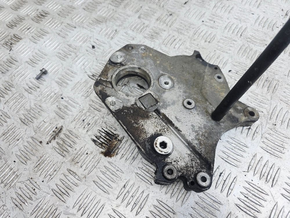 Jakopään ketjun suojus MERCEDES-BENZ A (W169) A6400102335