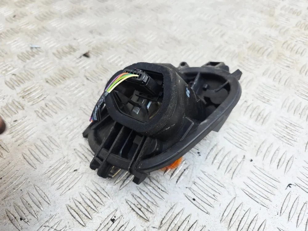 Polttimonpidike PEUGEOT 208 00196983 1.2L 60kW 2016