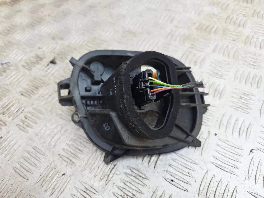 Polttimonpidike PEUGEOT 208 00196983 1.2L 60kW 2016 image 4
