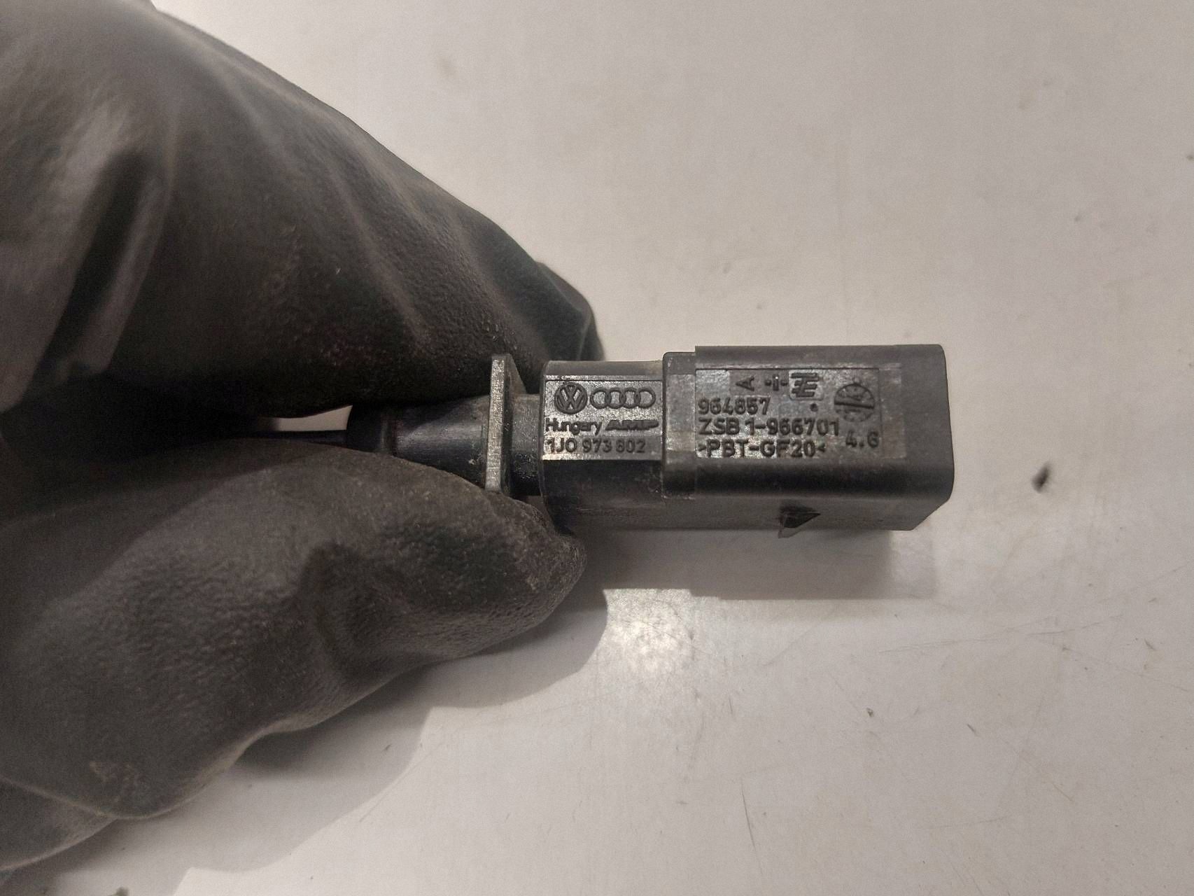 Sensor Temperatura Gases Escape Skoda Octavia Mk2 image 4