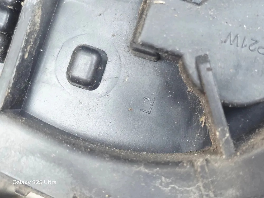 Lampunpidin PEUGEOT 208 00196984 1.2L 60kW 2016 image 5