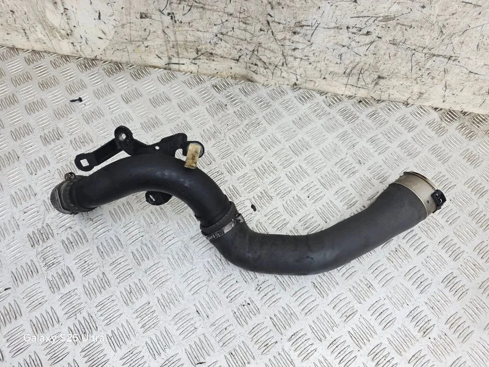 Intercoolerin putki Nissan Qashqai II 1.2 bensiini image 5