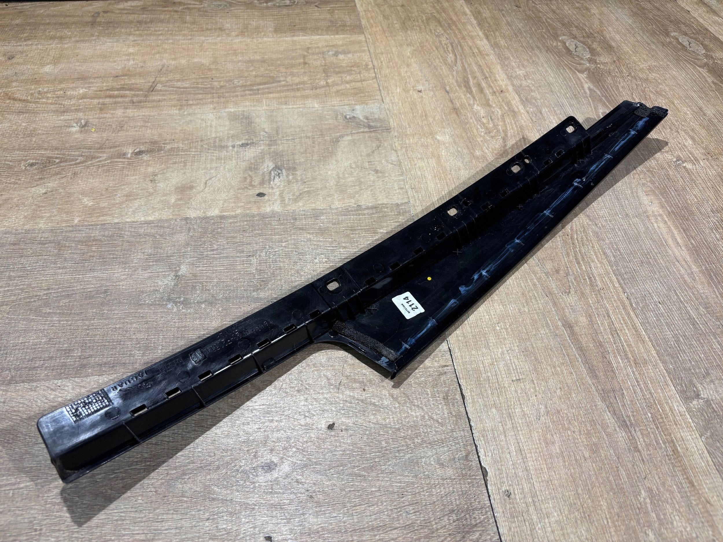 Liste de porte avant droite Jaguar F-Pace 8809A image 5