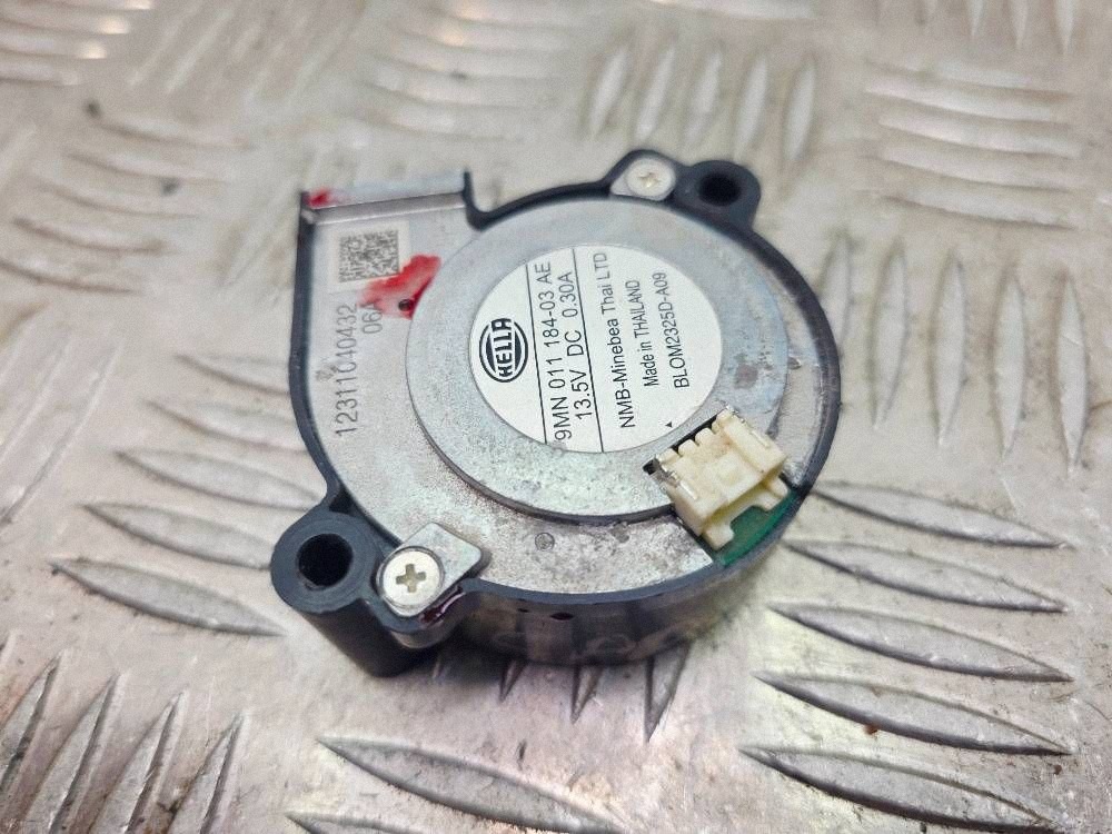 Reflektor-Teile CADILLAC CT6 9MN01118403AE 3.6L 2017 image 2