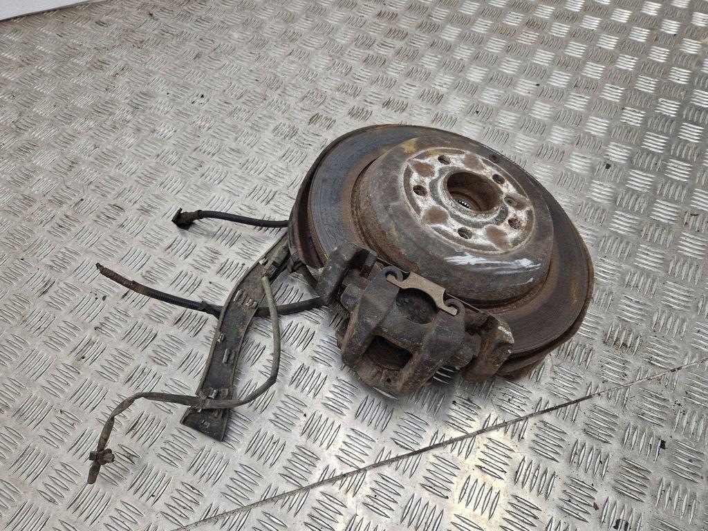 Bakhjulsnav Mercedes R W251 A1645400717