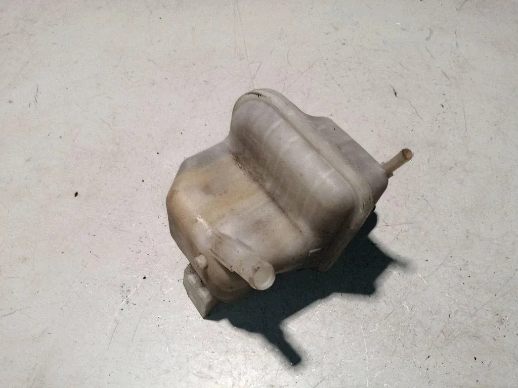 Liquide de refroidissement HYUNDAI TERRACAN (HP) 21711JD70B image 3
