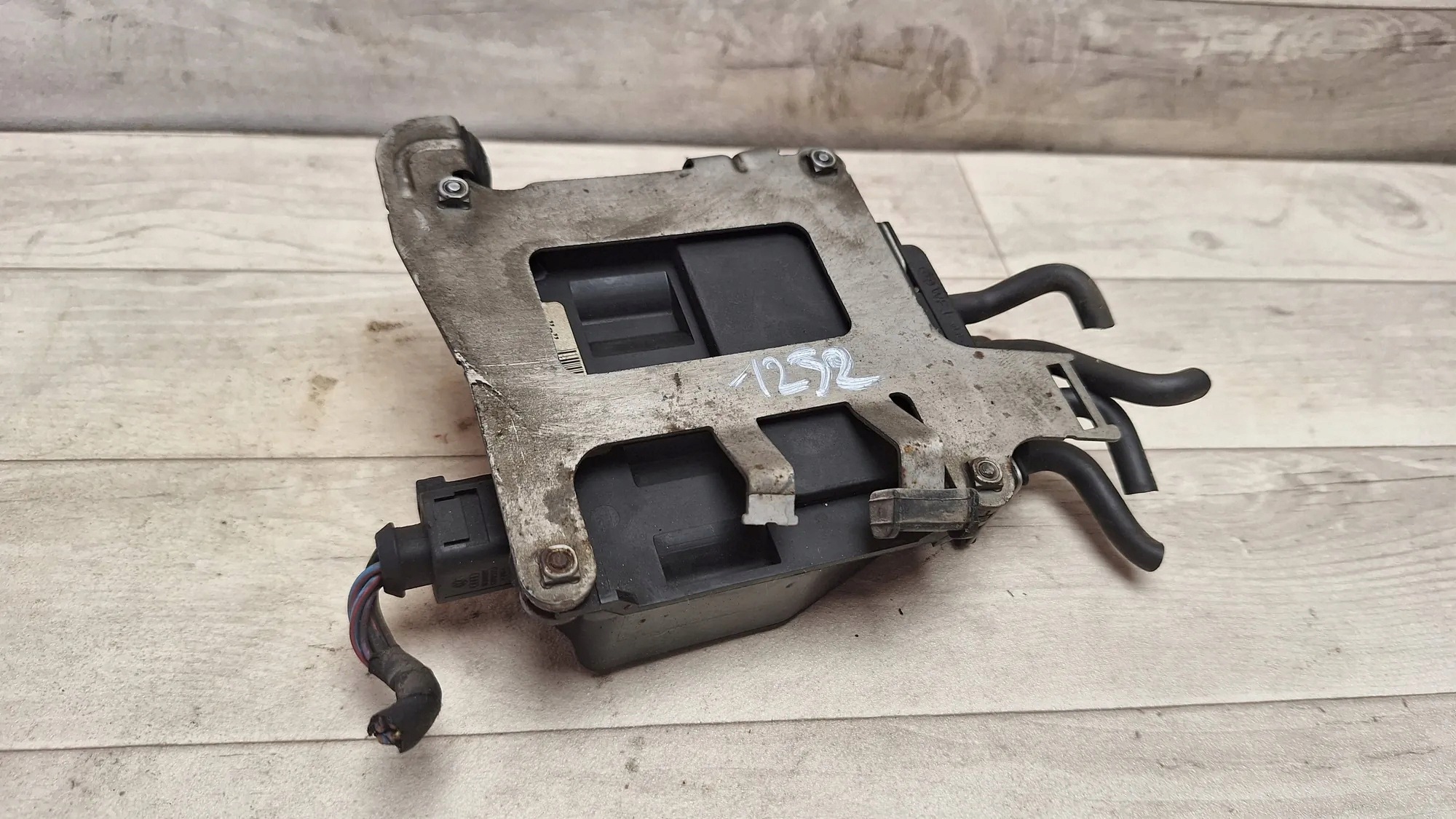 Soupape dépression VW Passat B6 03G131051DS image 3