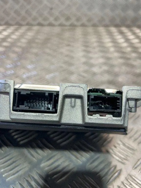 Amplificador Bose Audi Q7 4L 4L0035223H image 5