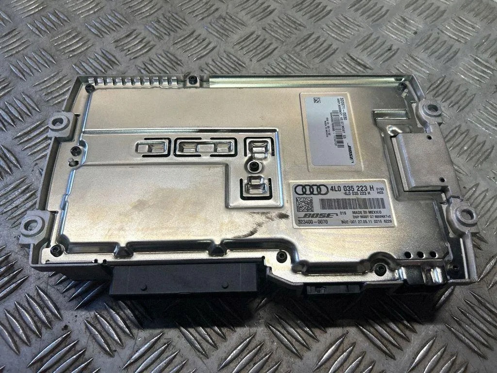 Amplificador Bose Audi Q7 4L 4L0035223H image 7