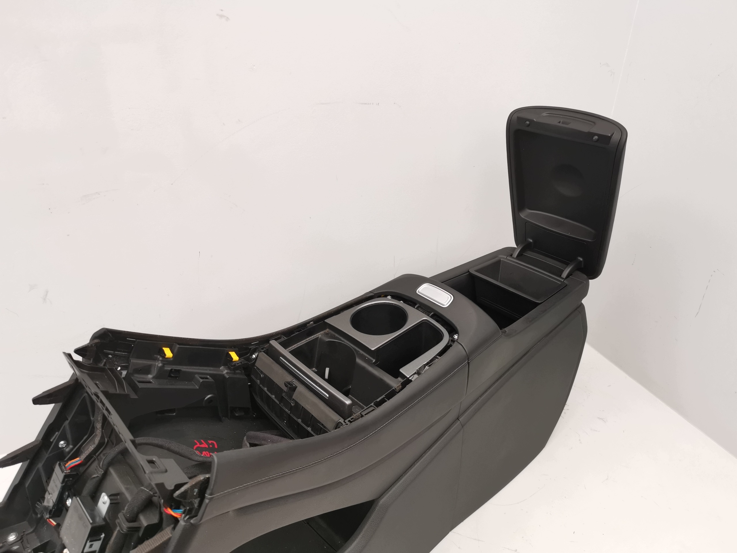 Hyundai Santa Fe IV Lift Armlehne Tunnel Mittelpanel Dekor FGHRTY744554 image 7