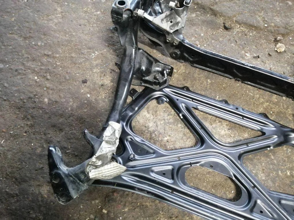 Gebrauchte Frontschlitten Audi A8 4H0399059C image 3