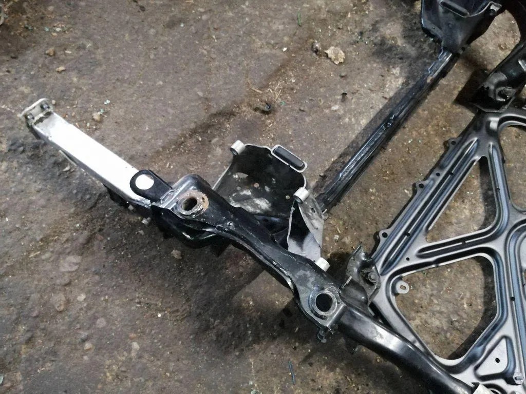 Gebrauchte Frontschlitten Audi A8 4H0399059C image 4