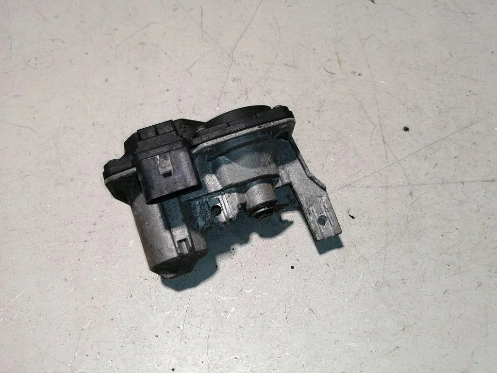 Audi 3Q0253691F Klappensteller gebraucht image 2