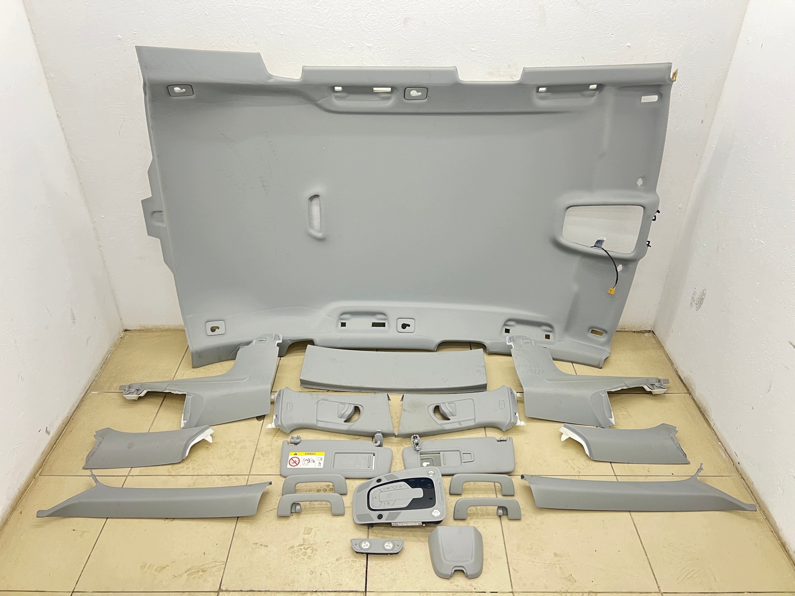 Audi A4 B9 Avant kattopäällyste 8W9867506L image 2