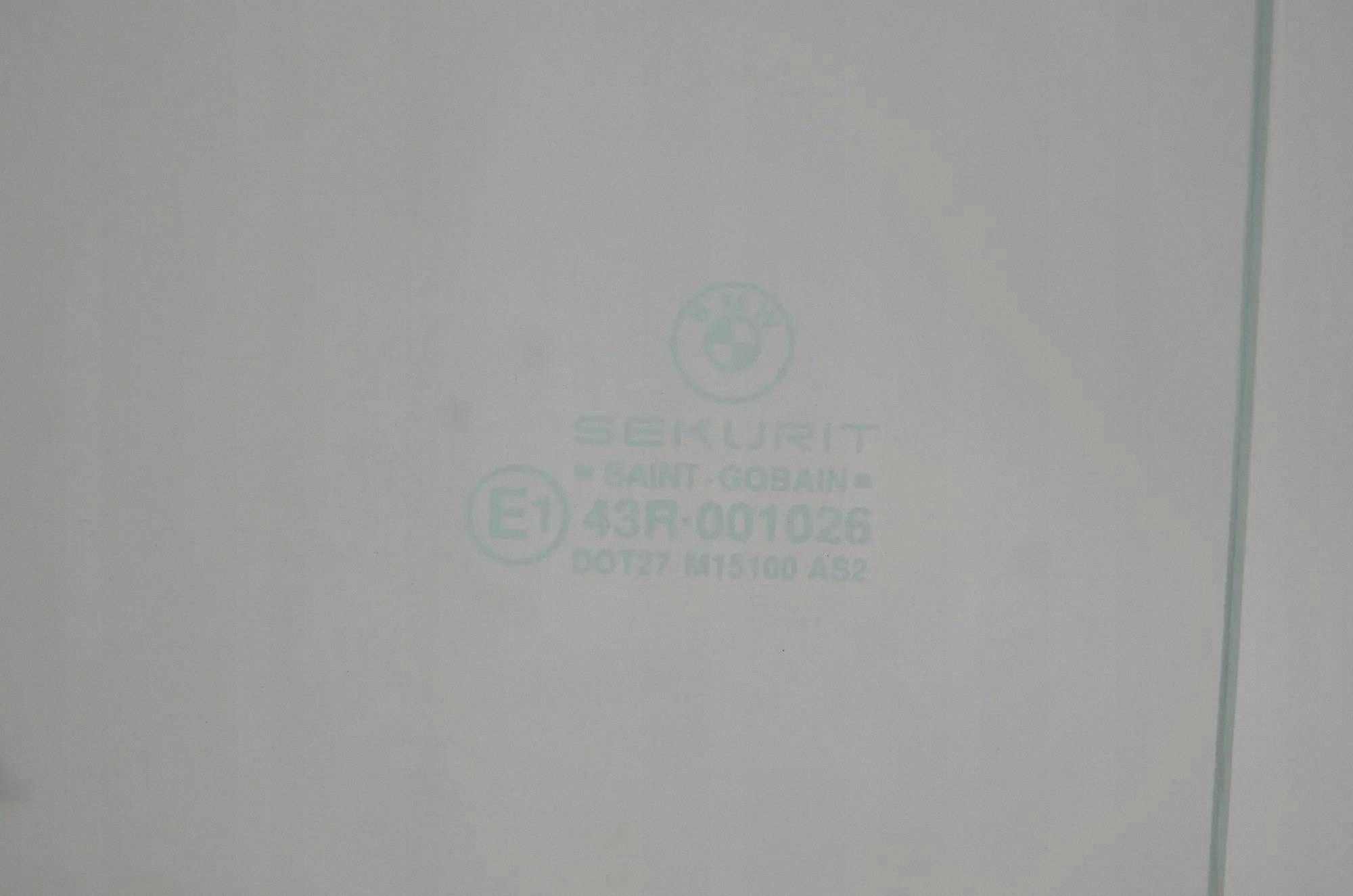 Bakre sidoruta höger BMW 5 E12 1809906 image 4