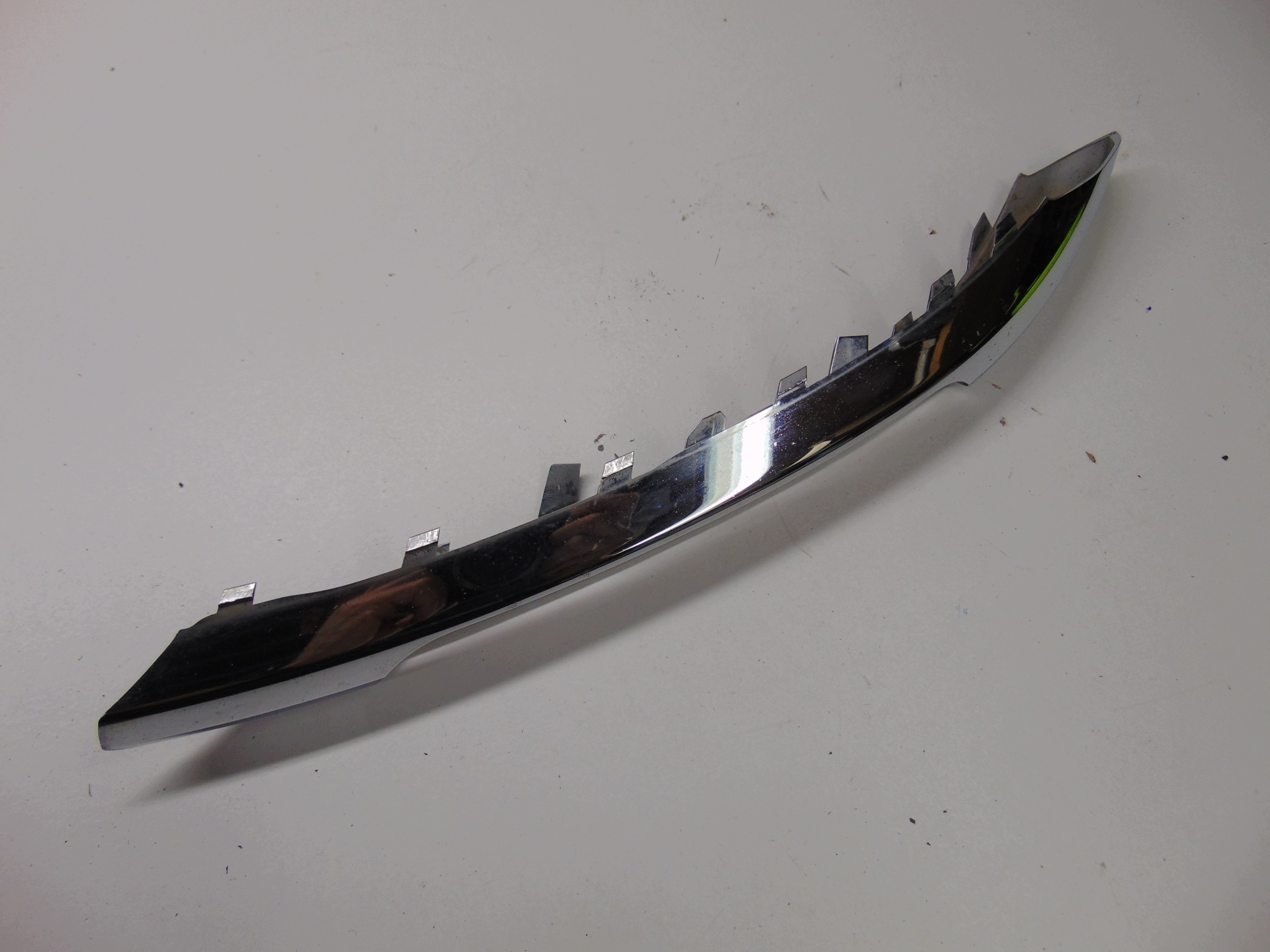 MERCEDES B W246 Chroom Sierlijst Links A2468850474