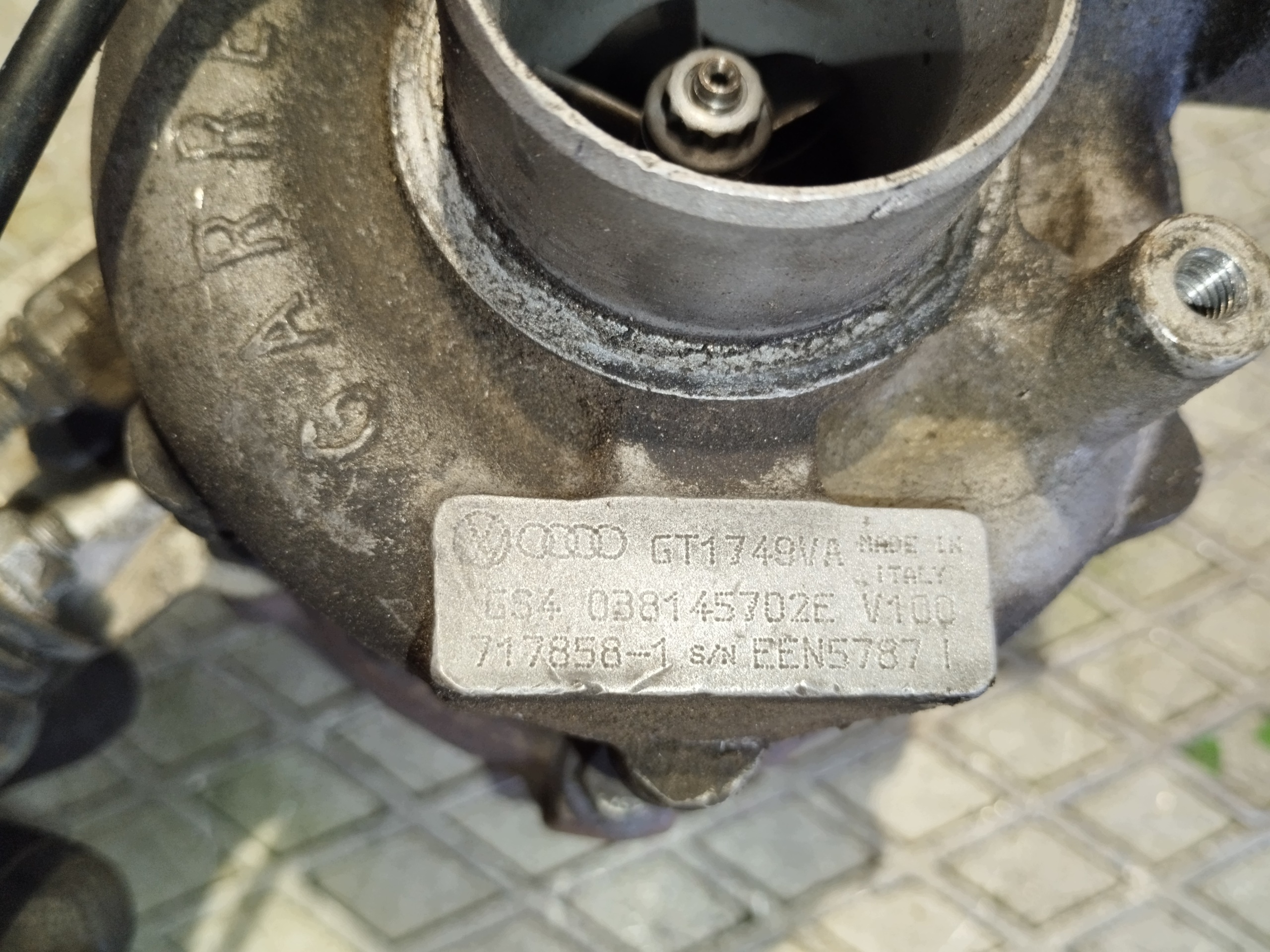 Turbina Audi A4 B7 2.0 TDI 038145702E image 6